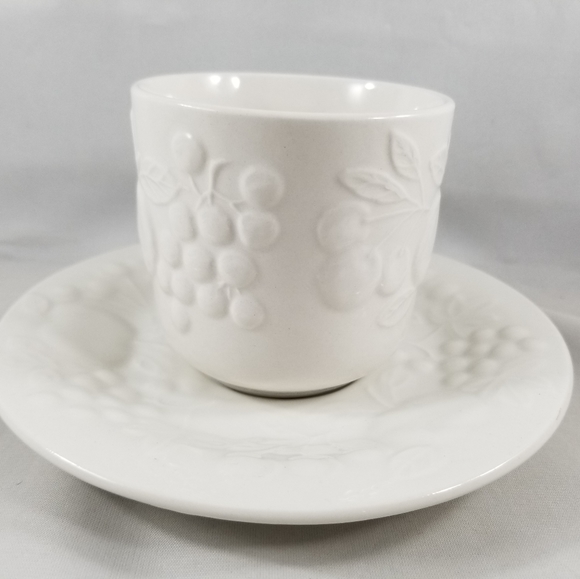 Gibson Housewares Flourish Embossed White Fruit Cup and Saucer Set - Picture 8 of 12